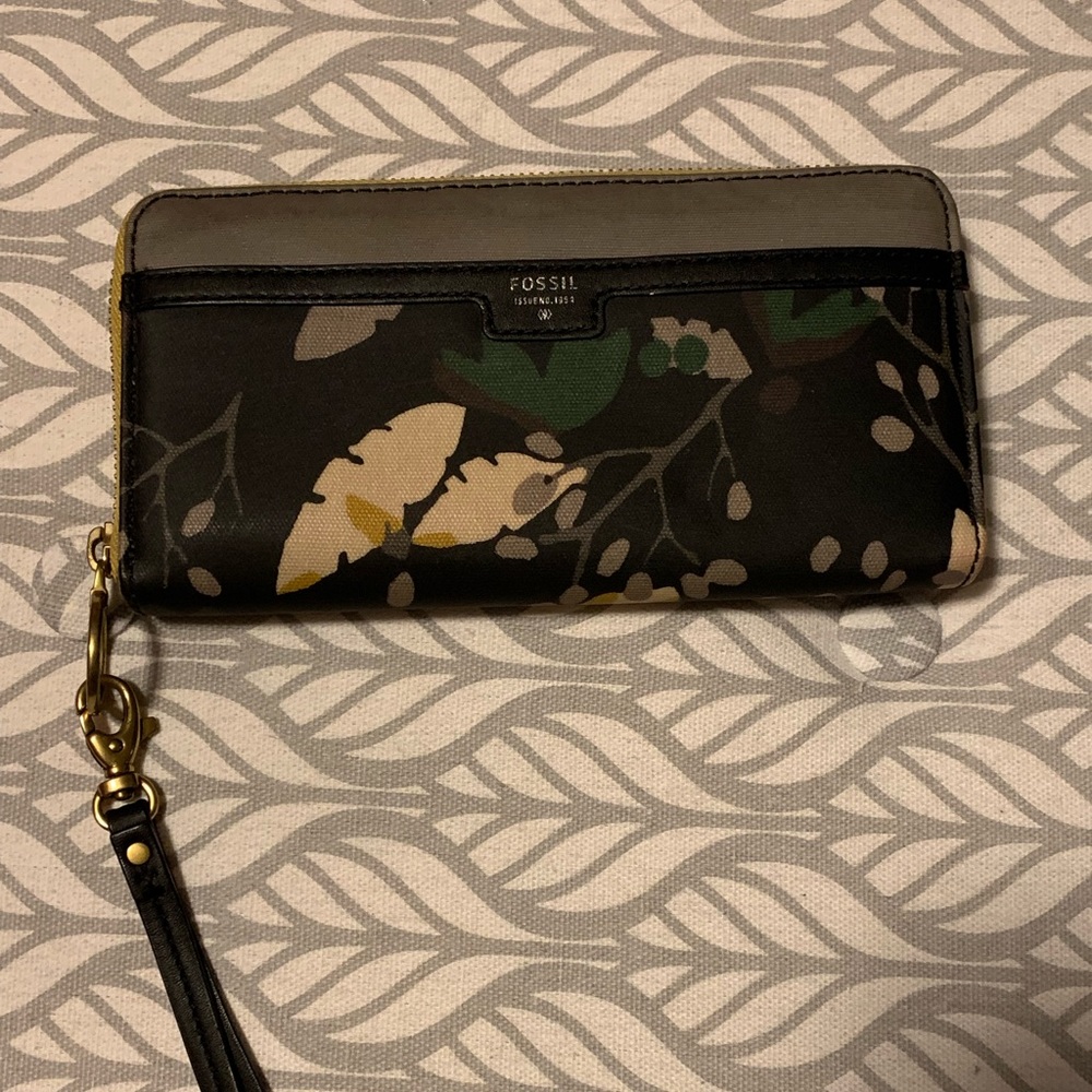 Fossil Wallet - image 2